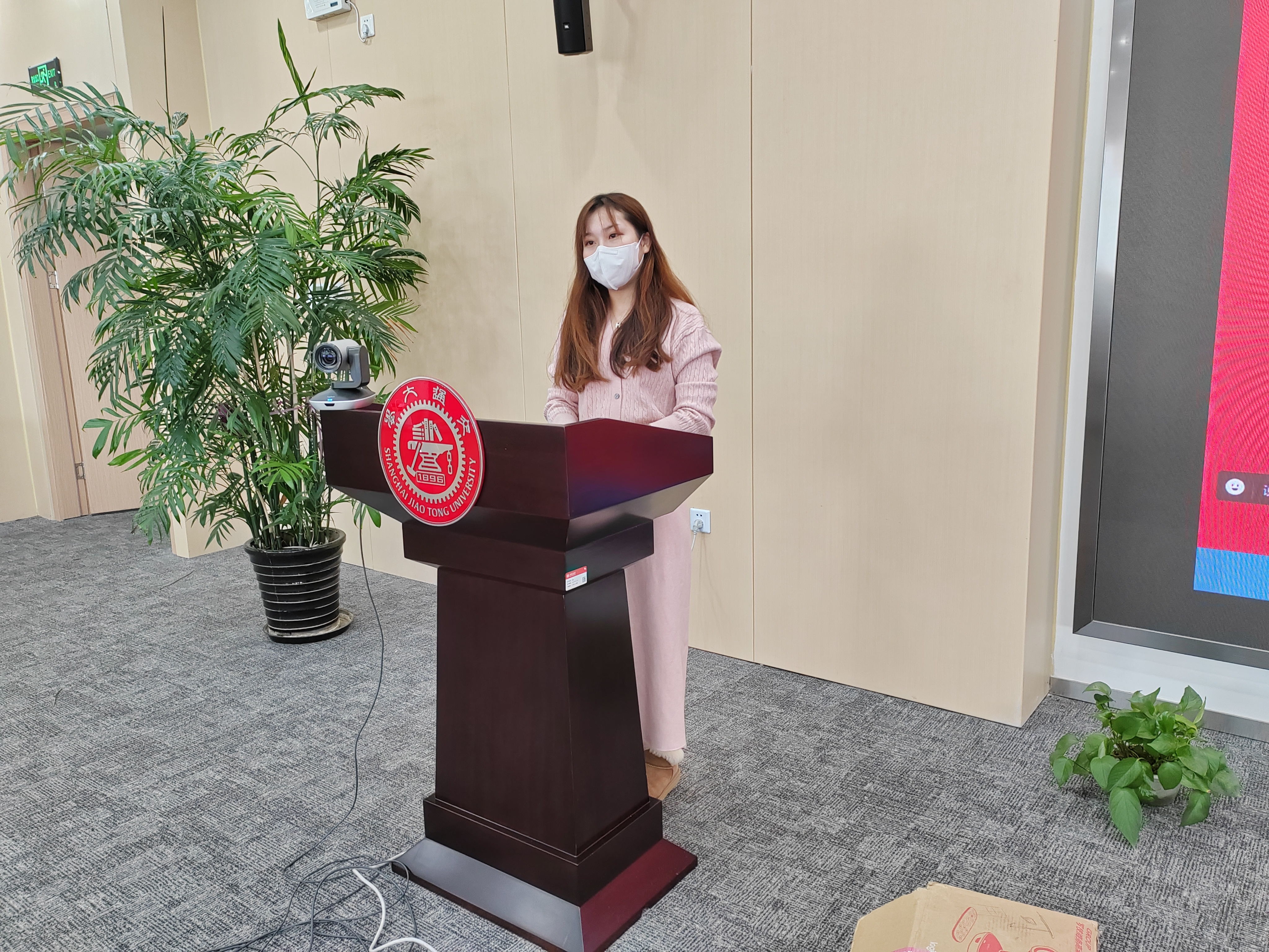 1702457049131995.png 图片 8.png