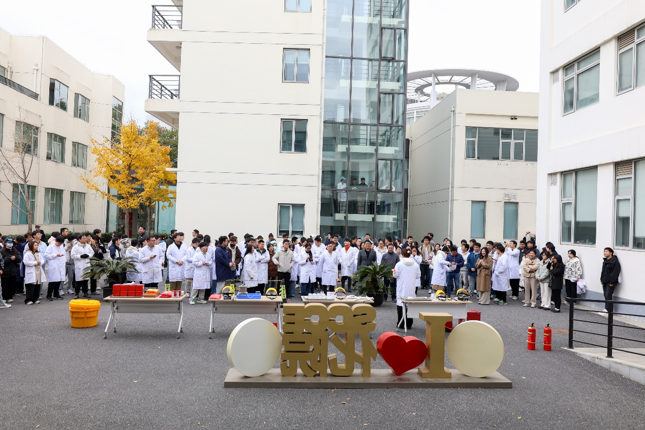 1765759624288772.png 图片 1.png